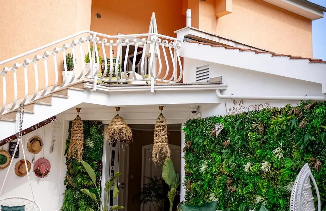 Villa Nada-1